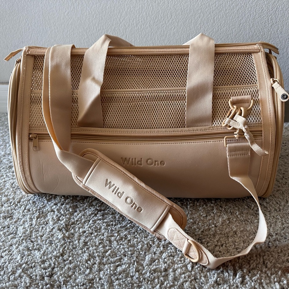 Wild One Tan Pet Carrier